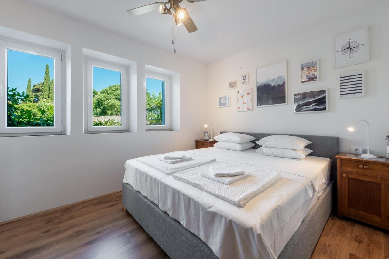 Apartment Near Old Town, Free Parking & Huge Garden Dubrovnik Exterior photo